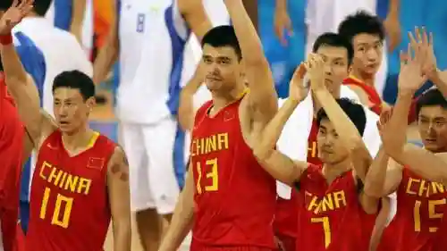 12年男篮中国队阵容胜负(2008年中国男篮成员)