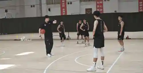 野球场阵容(俱乐部boss最高输出阵容)插图8