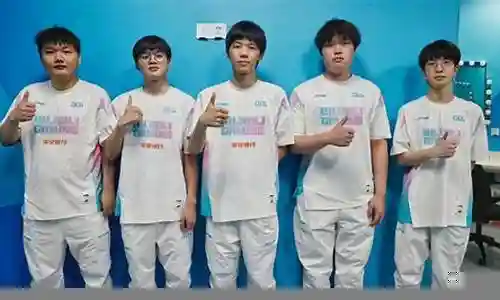 最新lol解说阵容搭配插图