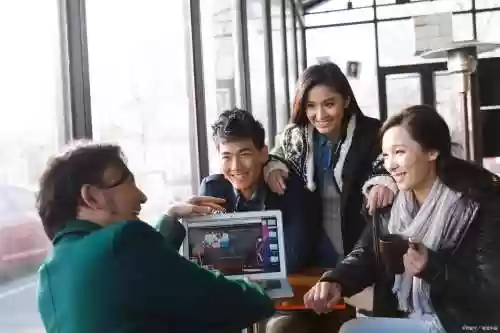 社交阵容搭配插图1