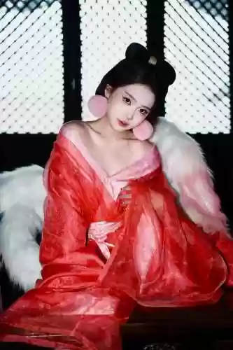 熹妃传褒姒怎么装备，熹妃传姒皇后好用吗插图